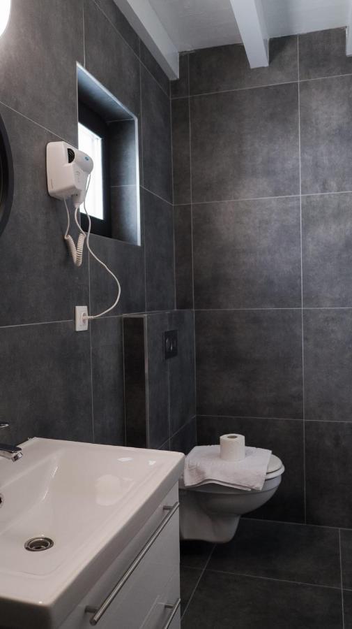 Villa Wild Rooms Jiet Eksteriør billede